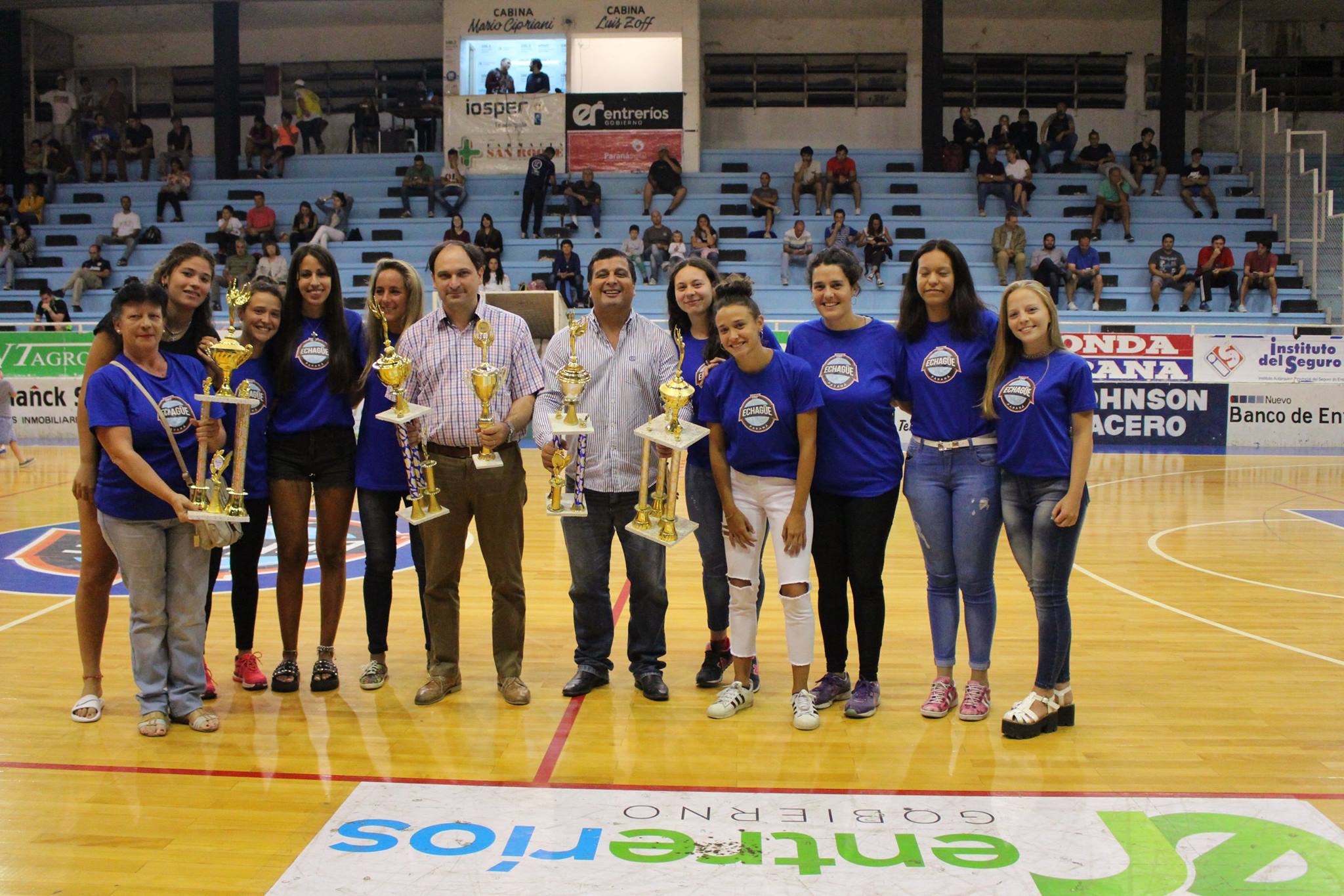 El básquet femenino multipremiado en 2017