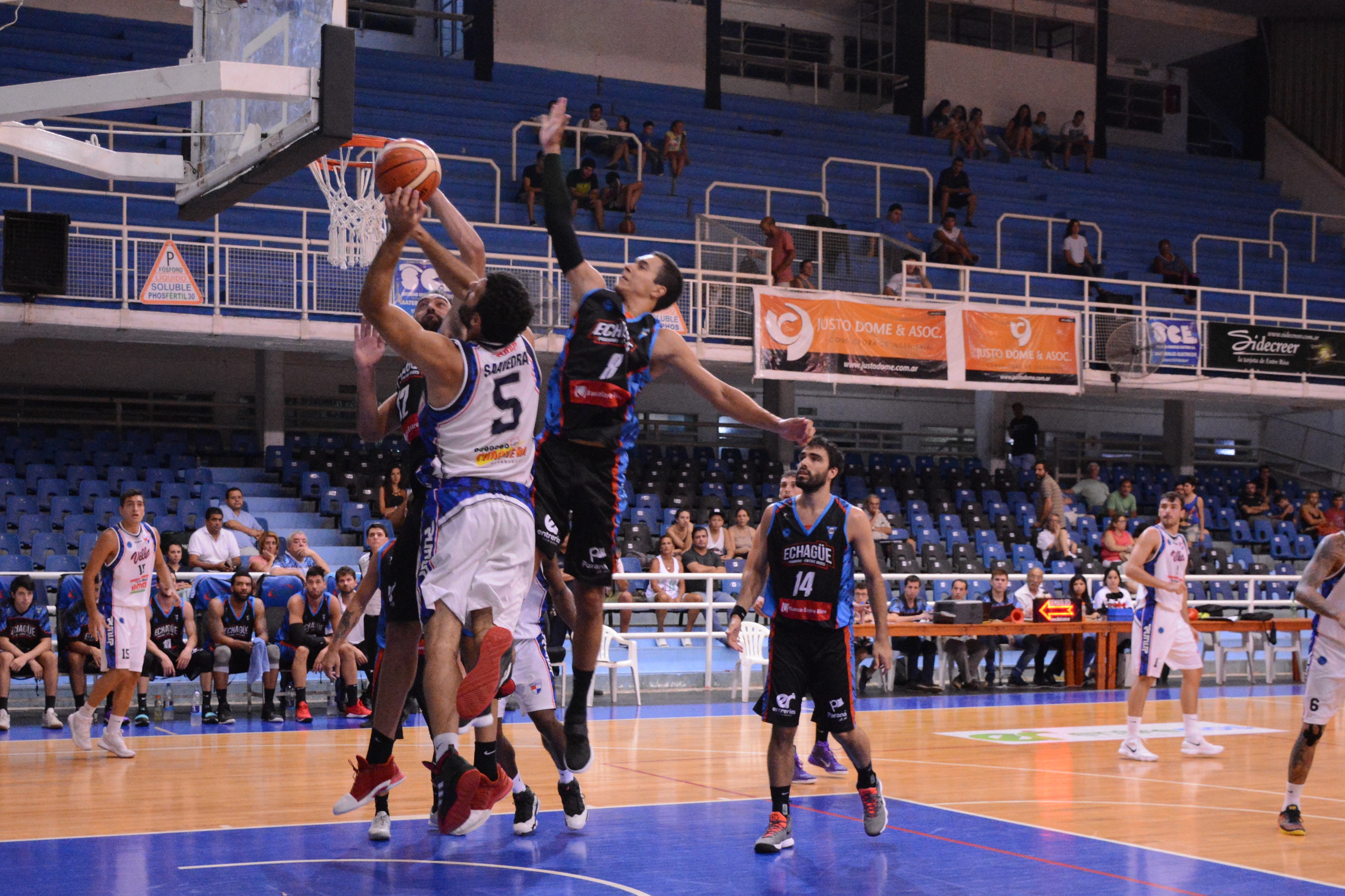 En un partido reñido, Echagüe le ganó a Villa San Martín