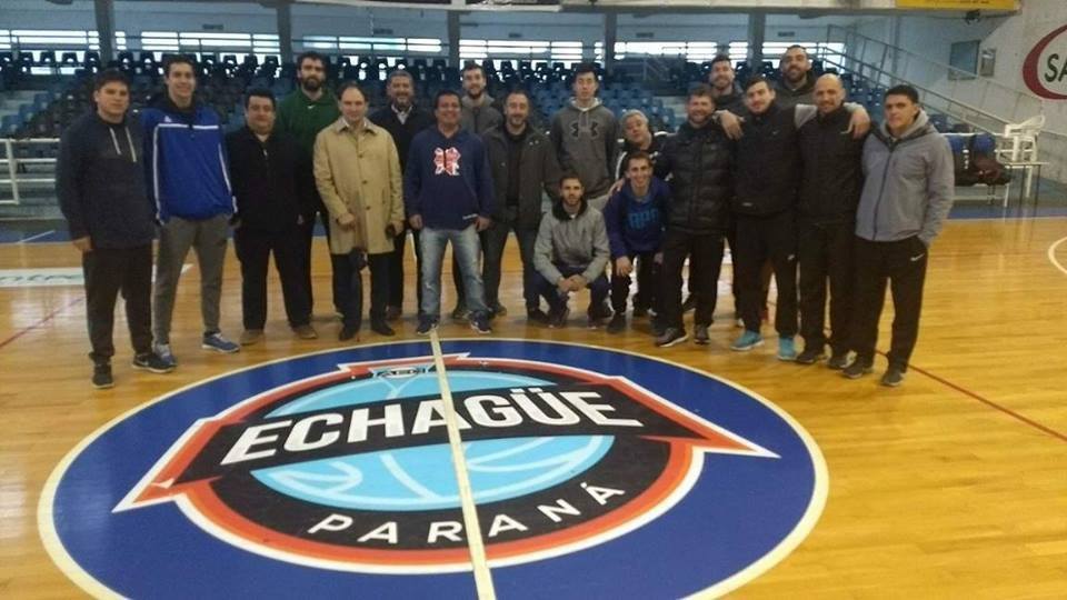 Echagüe canceló compromisos con jugadores y cuerpo téncnico de la temporada 17-18 de Liga Argentina