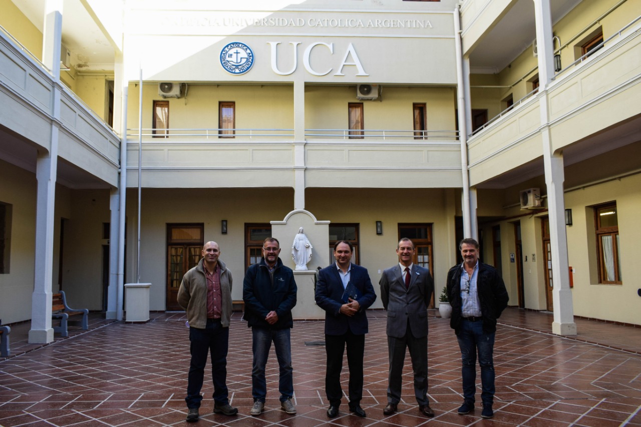 Convenio entre Echagüe y UCA Paraná