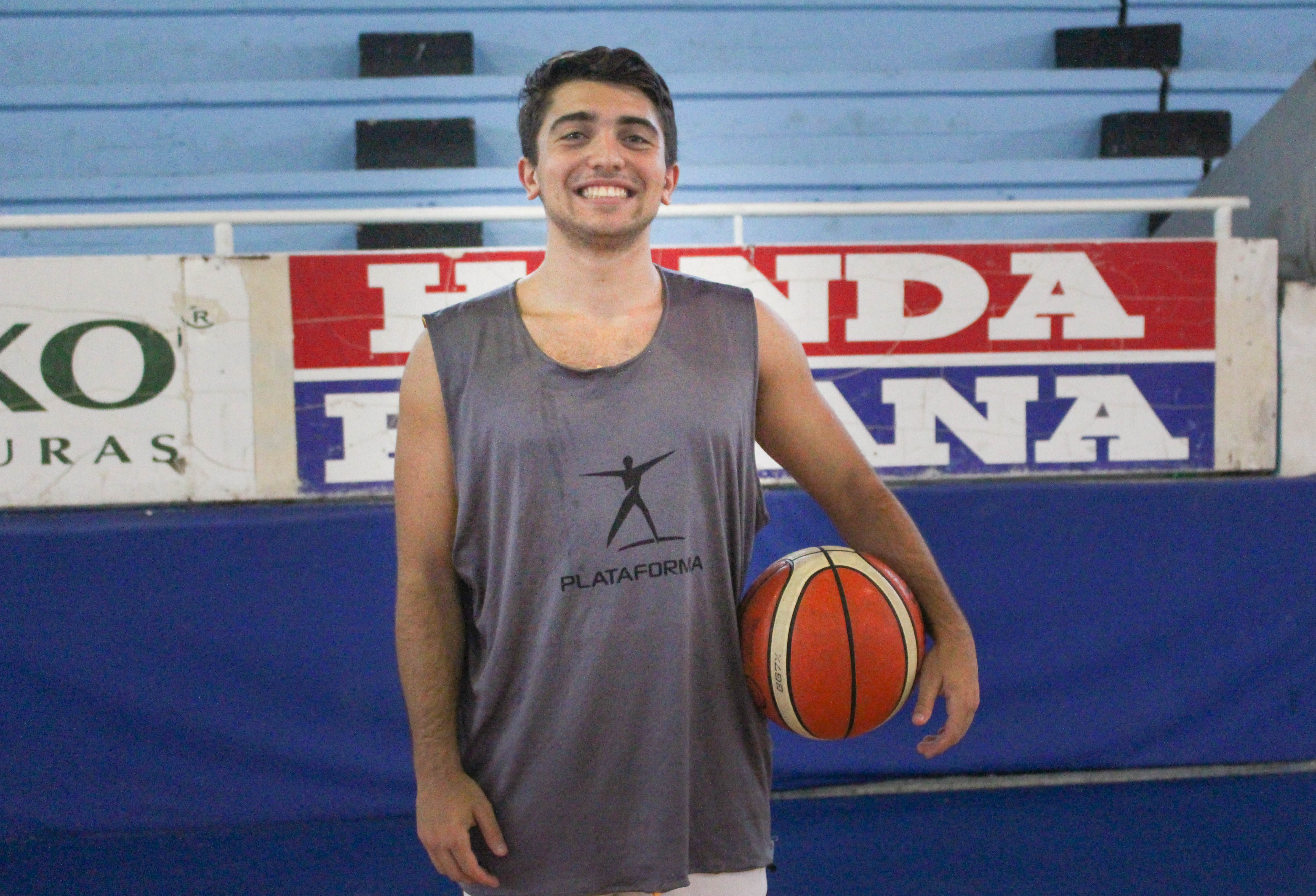 Franco Bonell: “El trabajo en equipo es lo más importante del básquet”
